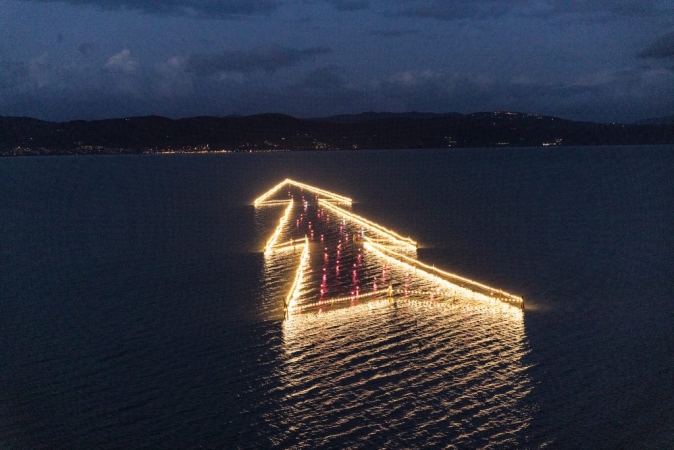 LUCI SUL TRASIMENO VIAGGI IN GIORNATA